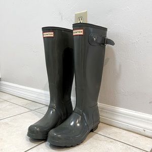 Hunter Classic Tall Rainboot in grey